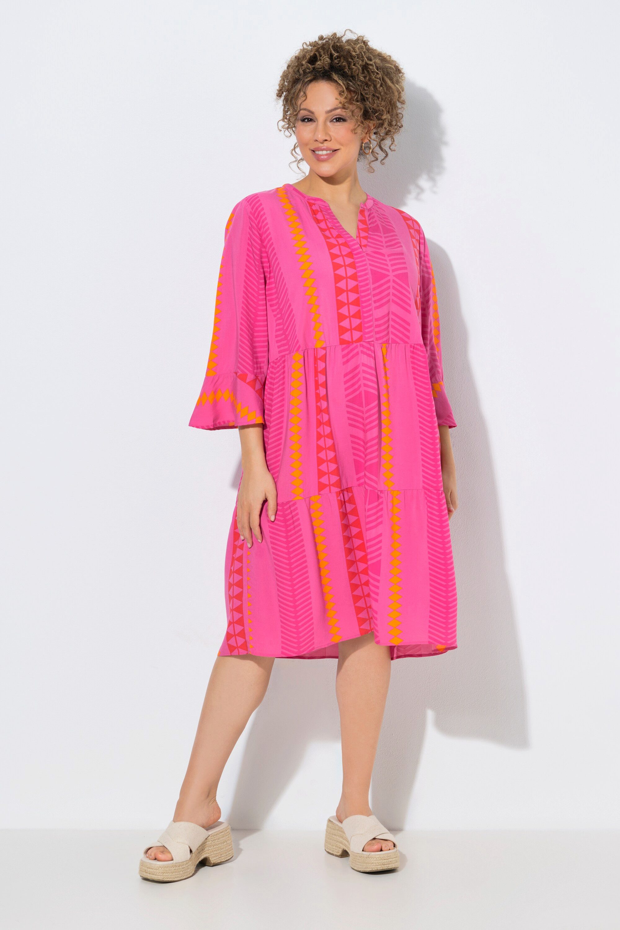 Ulla Popken Midikleid Kleid grafischer Druck Tunika-Ausschnitt 3/4-Arm