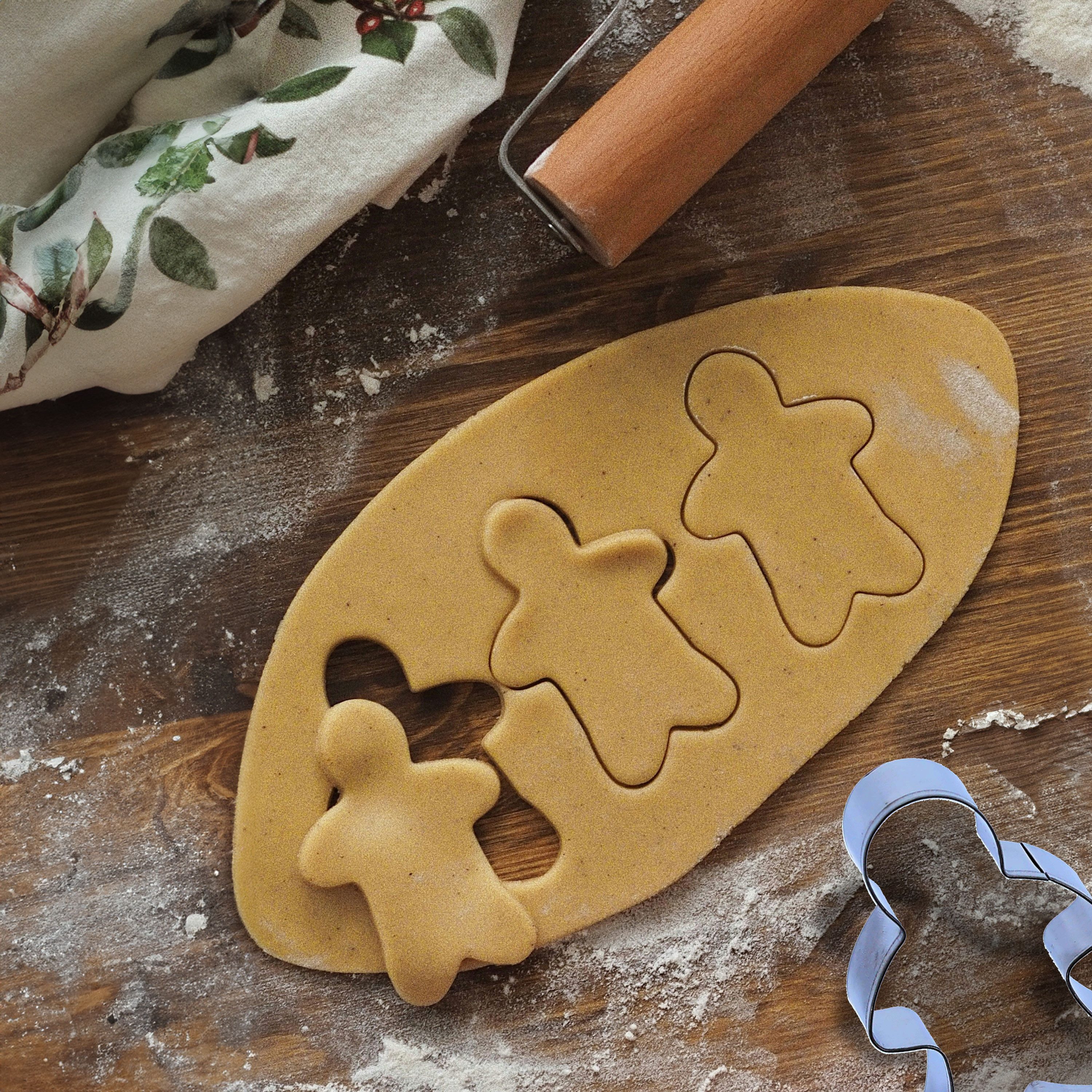 CEPEWA Backform Keksausstecher Xmas Edelstahl 7cm Weihnachten 8 Motive Ausstechform
