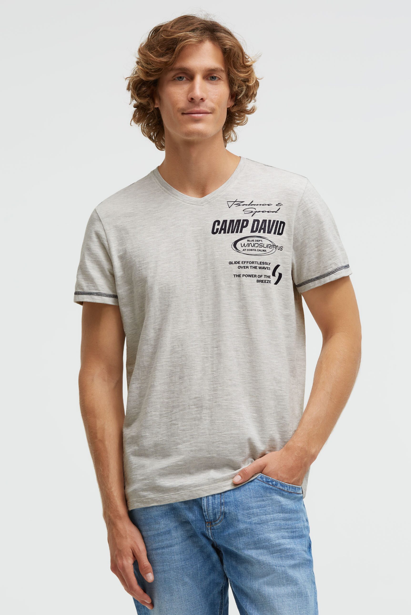 CAMP DAVID V-Shirt mit maskulinem V-Ausschnitt