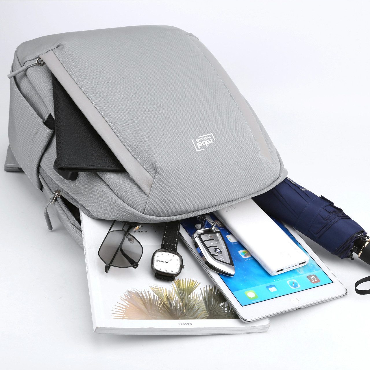 Rebel Rucksack Tagesrucksack Scandi Grey, Ultraleicht, Handliche Größe, Schlichtes Design, Wasserabweisend
