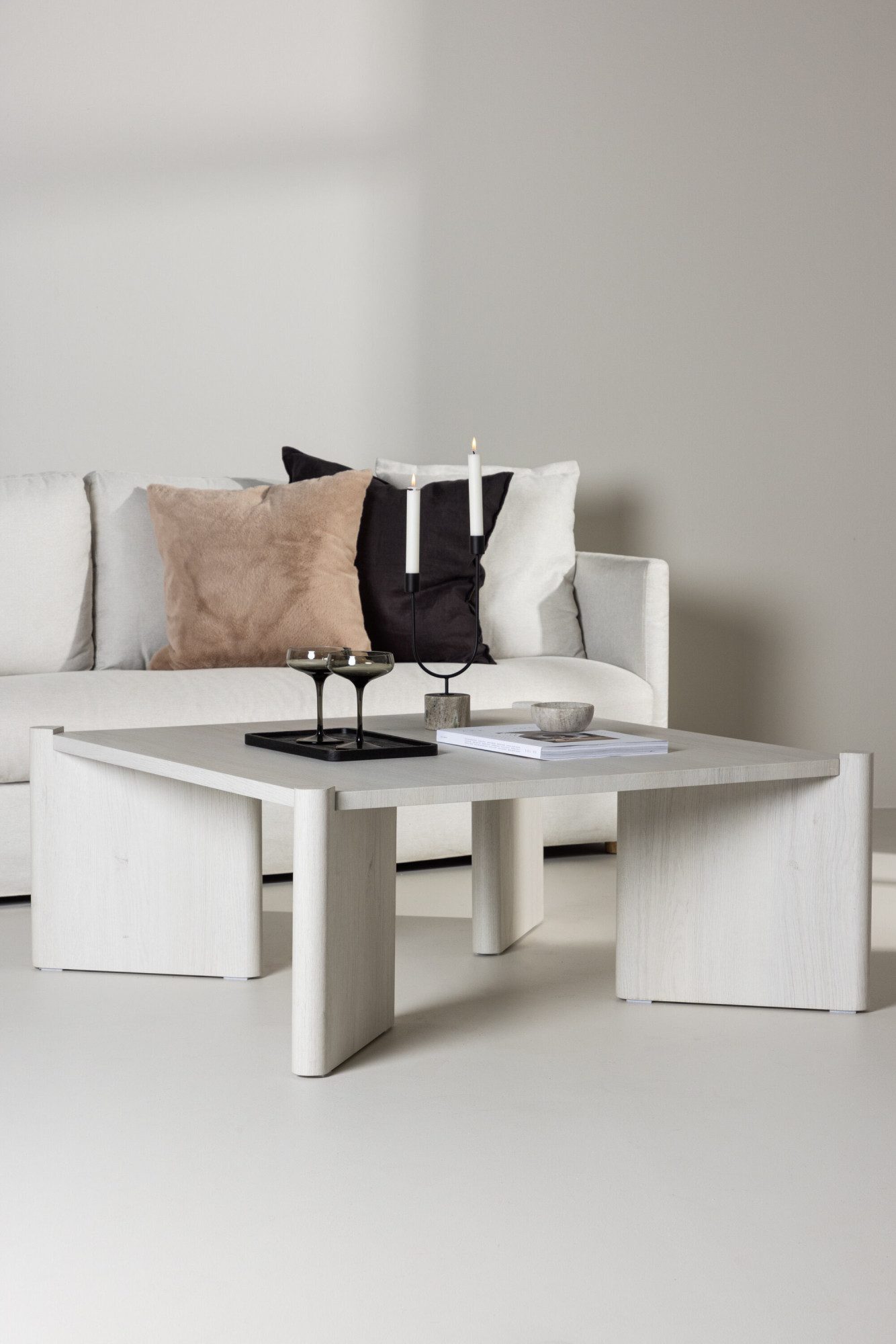 Venture Home Couchtisch Rogaland, quadratischer Couchtisch, modern & elegant, 100 × 100 cm, Sofatisch, MDF, quadratisch, niedrig, geräumig, raffiniert