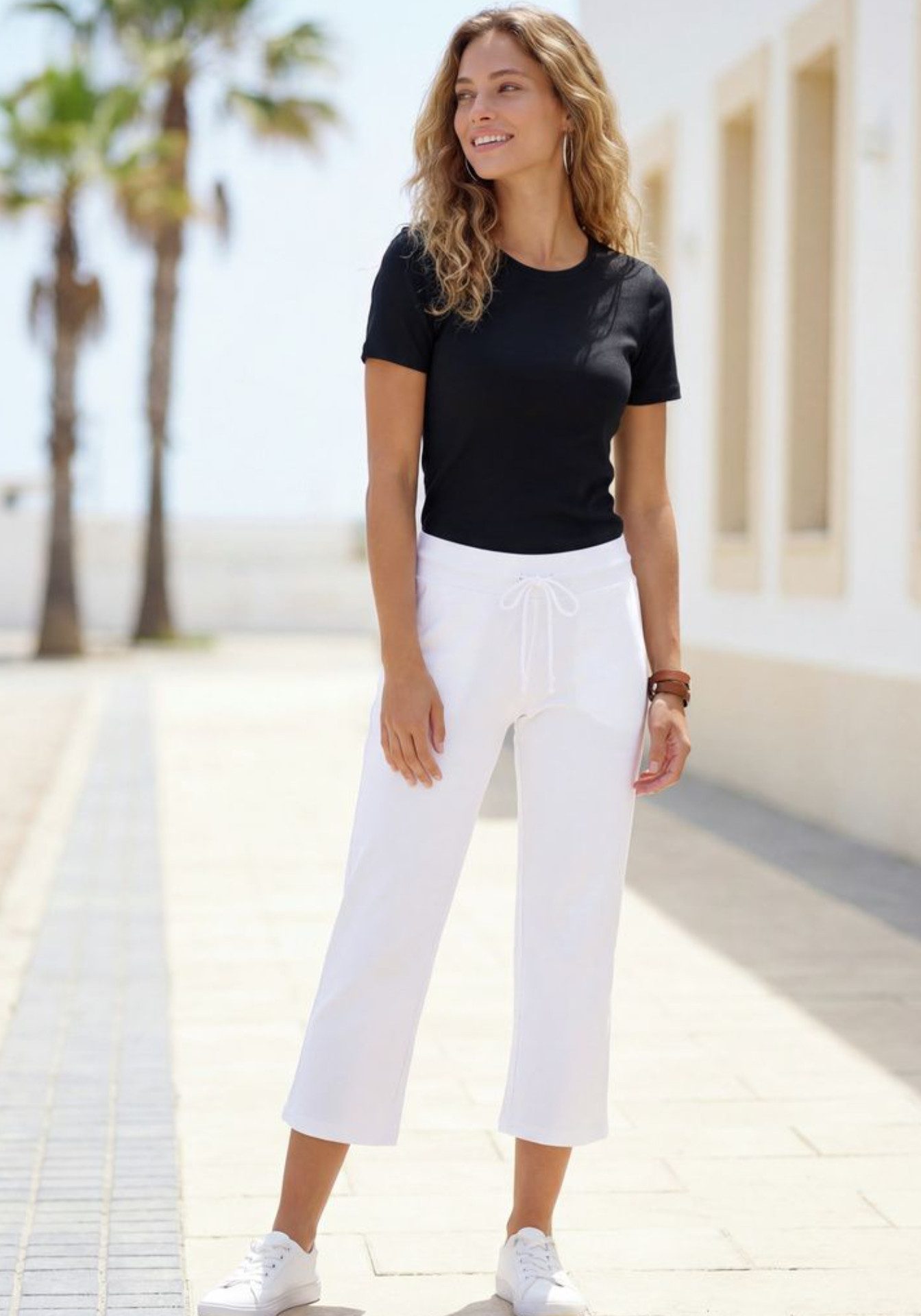 Zum Outfit 12