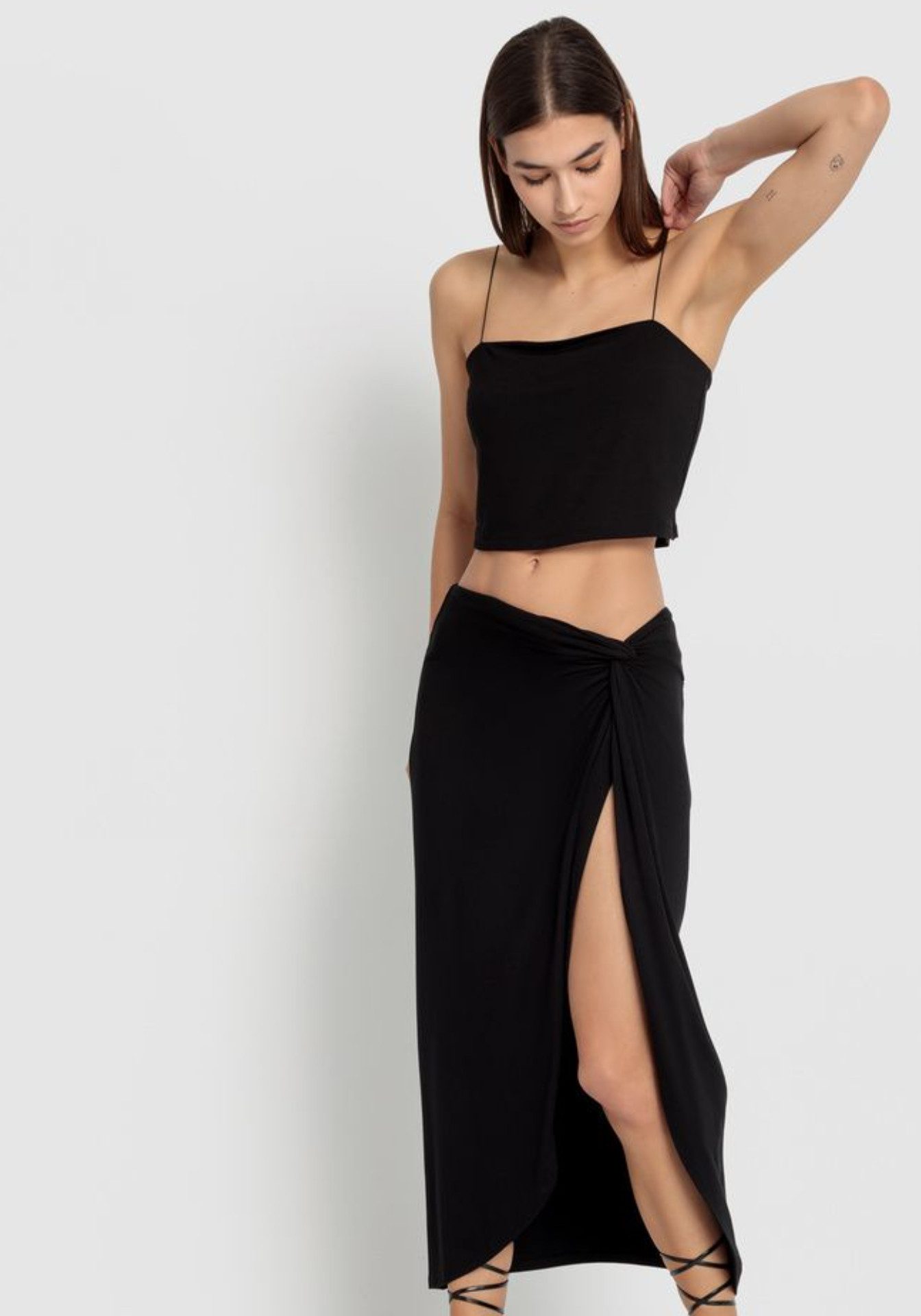 Zum Outfit 4