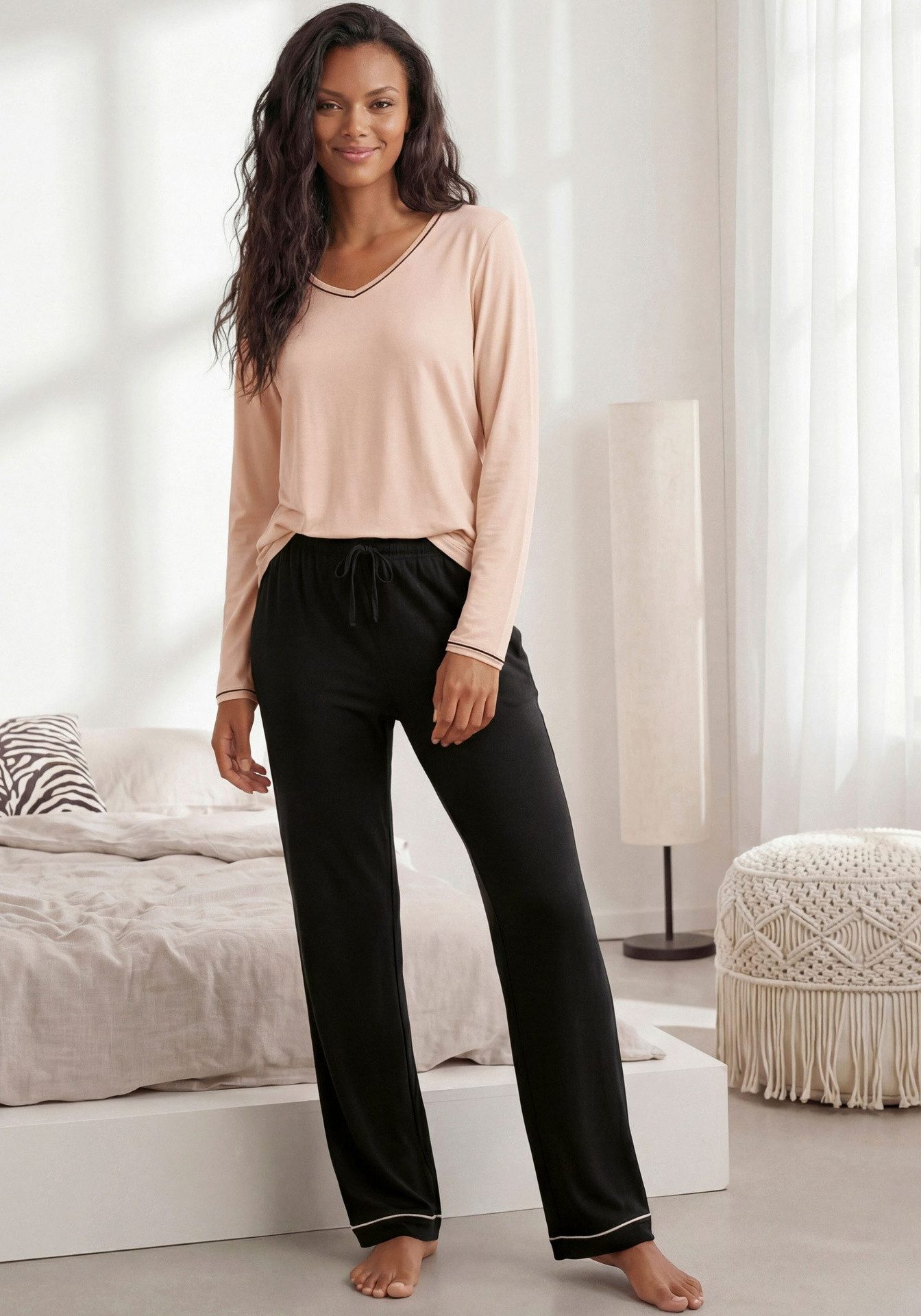 Zum Outfit 10