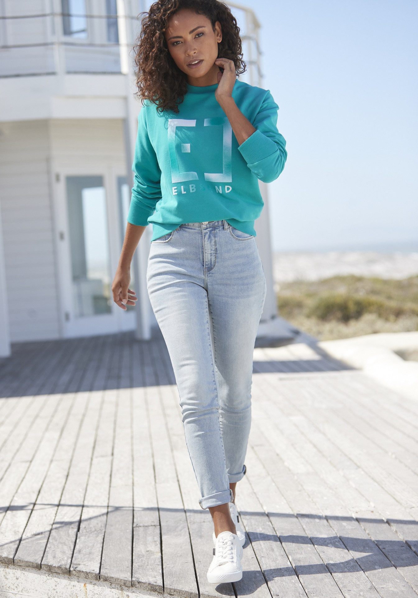 Zum Outfit 4