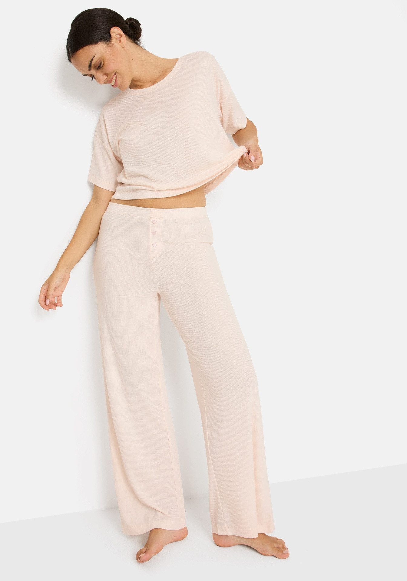 Zum Outfit 12